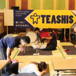 ���N�u�[�X